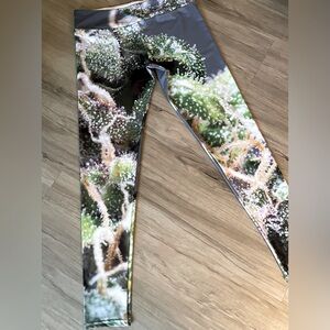 Society6 Brand Cannabis Themed YogaPants / Leggings, XL